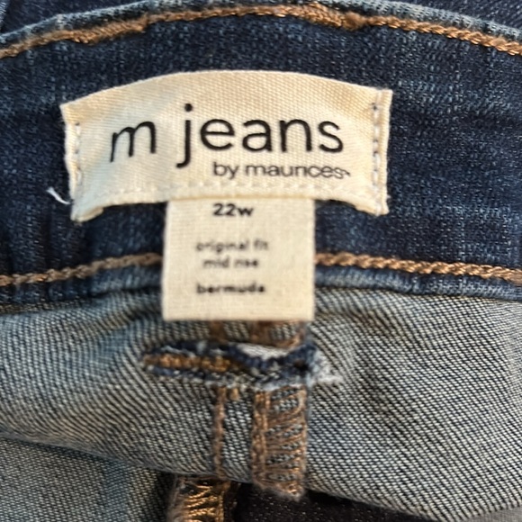 M Jeans By Maurice’s Classic Bermuda Shorts 22W Original Fit Stretch Dark Wash - Picture 7 of 7